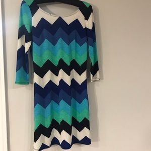 Patterned 3/4 sleeve dress